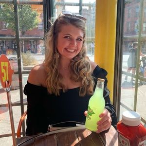 Meet your Posher, Emma